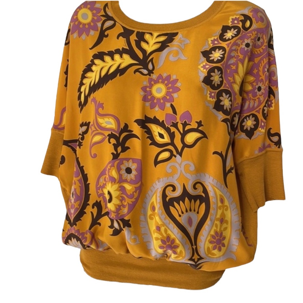 GUCCI woman’s top in XS, EUC